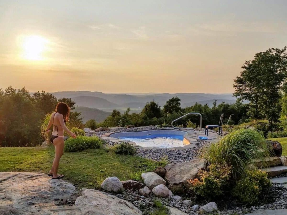 Eco Spa Highland Grenville-Sur-La-Rouge Buitenkant foto
