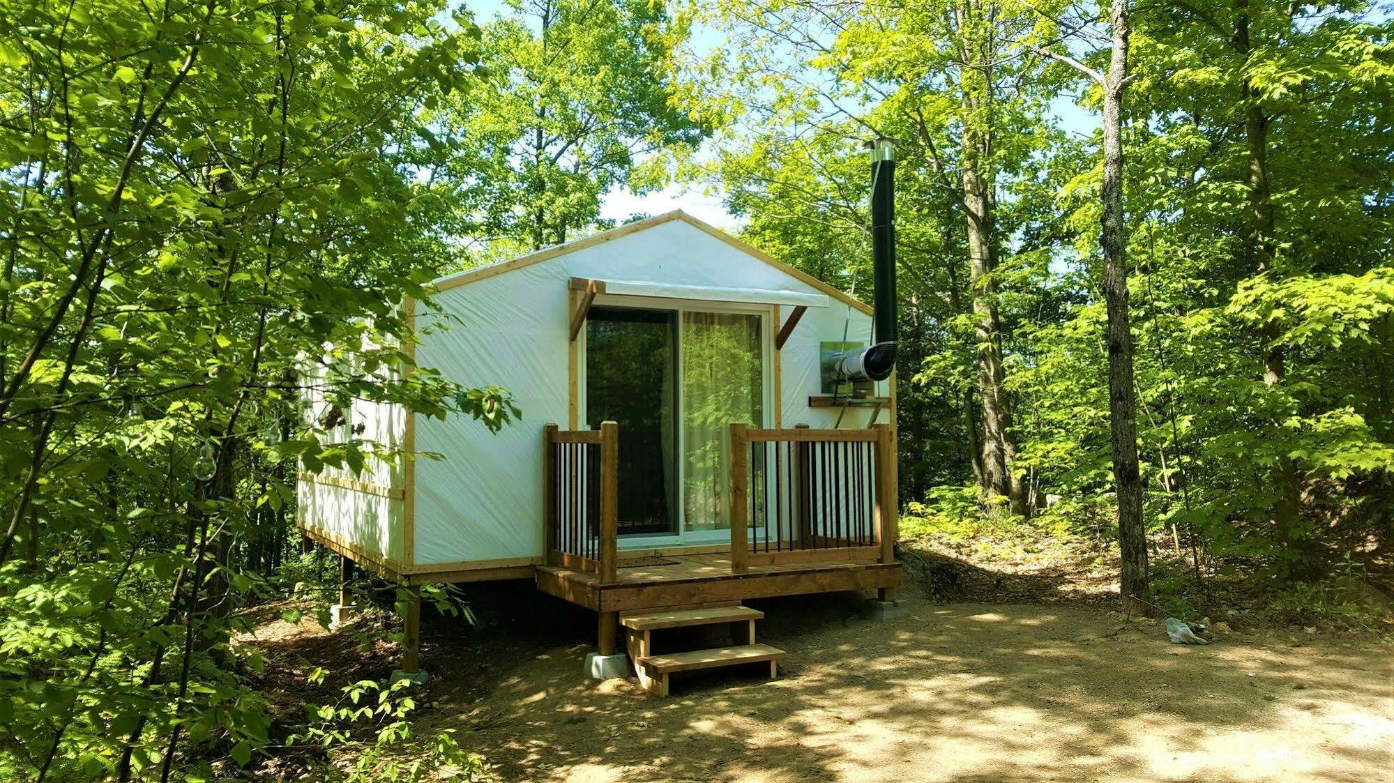 Eco Spa Highland Grenville-Sur-La-Rouge Buitenkant foto